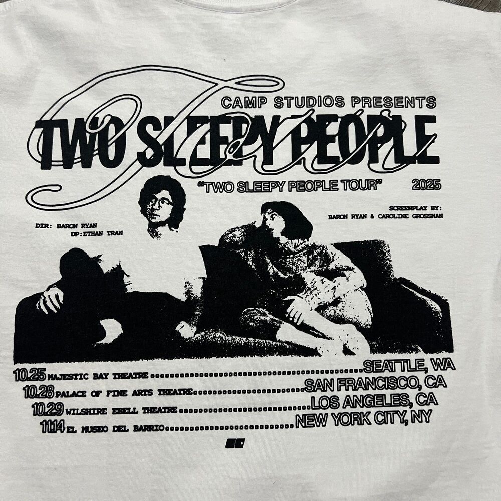 Two Sleepy People Tour Graphic Tee Medium - Picture 2 of 5